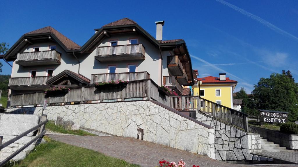 Giongo Residence - Appartamenti Lavarone Exteriör bild